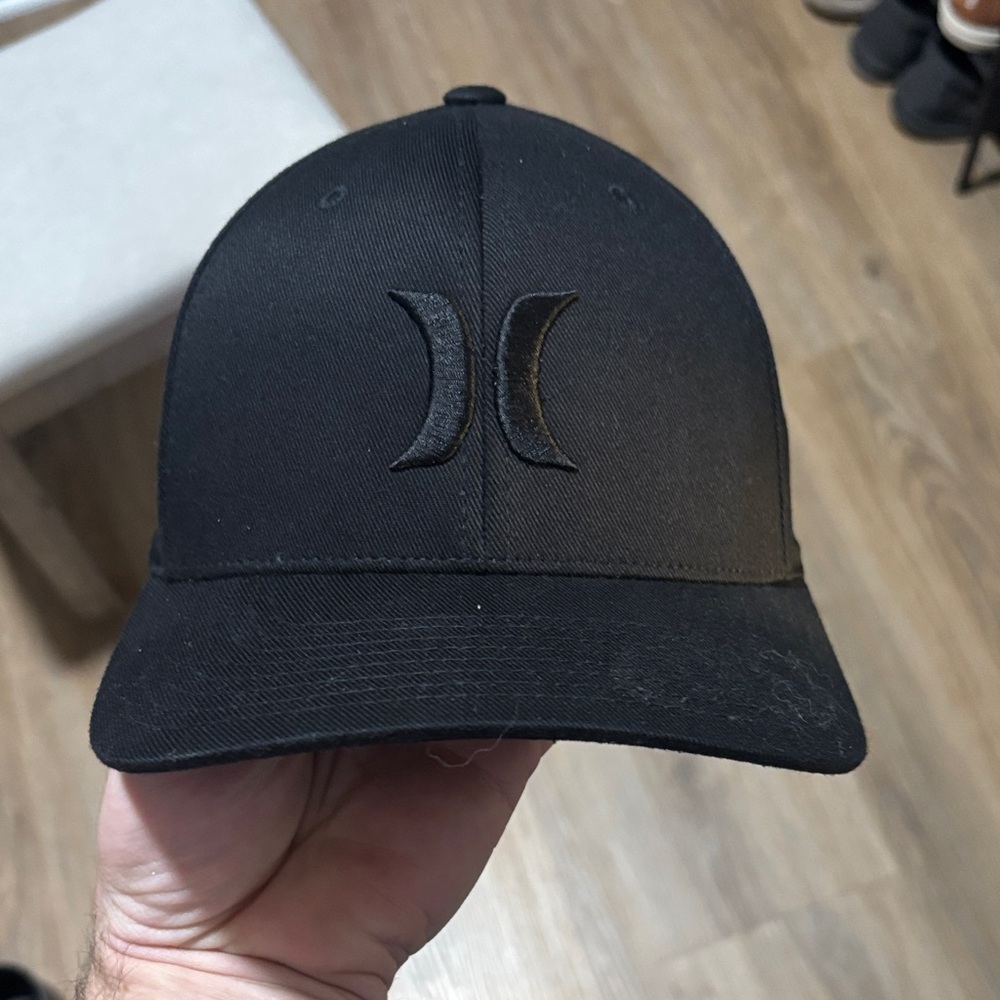 Hurley Black Men's Hat
